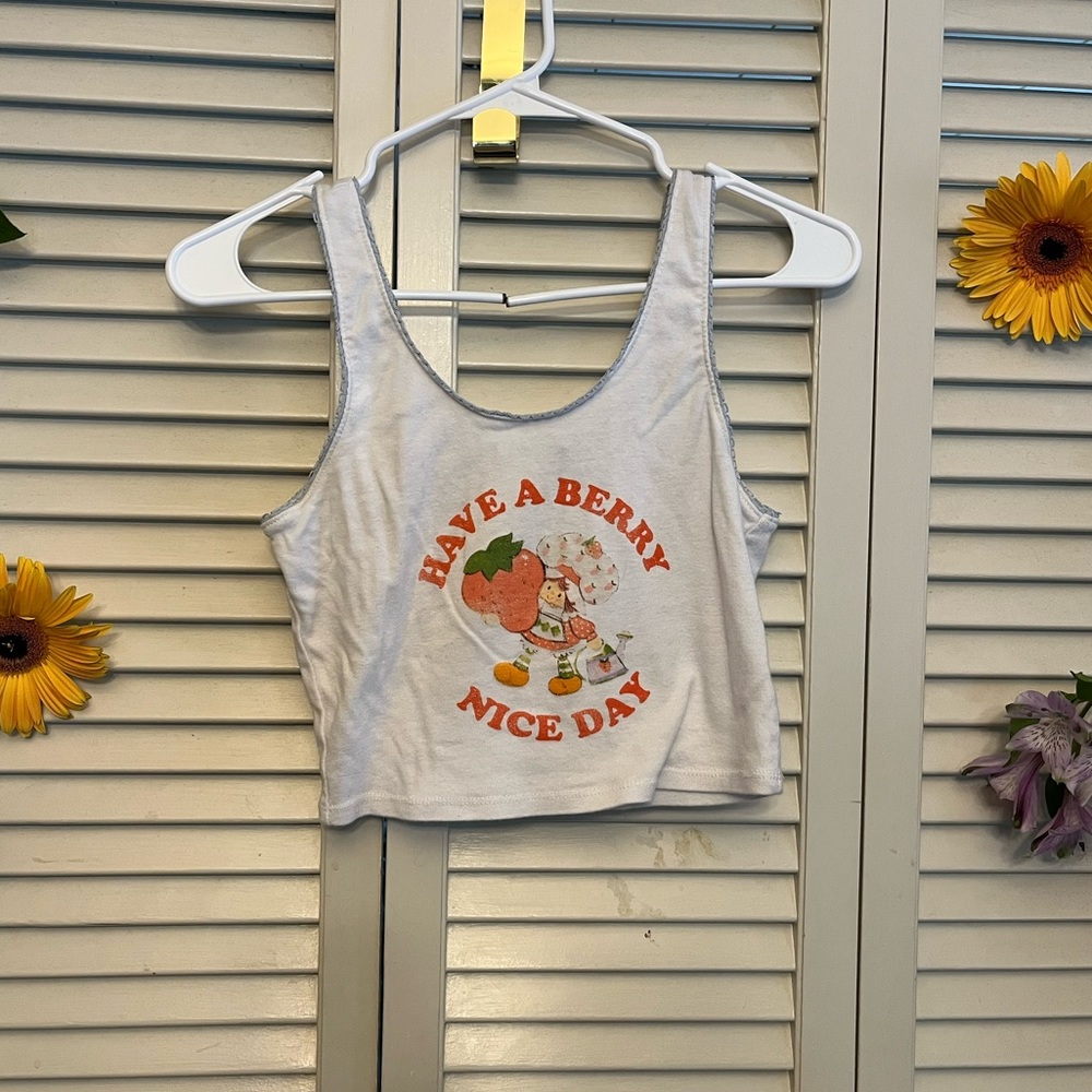Old School Strawberry Shortcake Crop-top Forever 21 size small